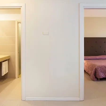 Aparthotel City Residence 2*