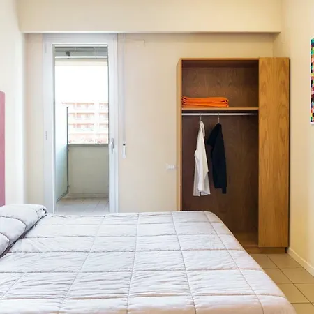 City Residence Aparthotel 2*